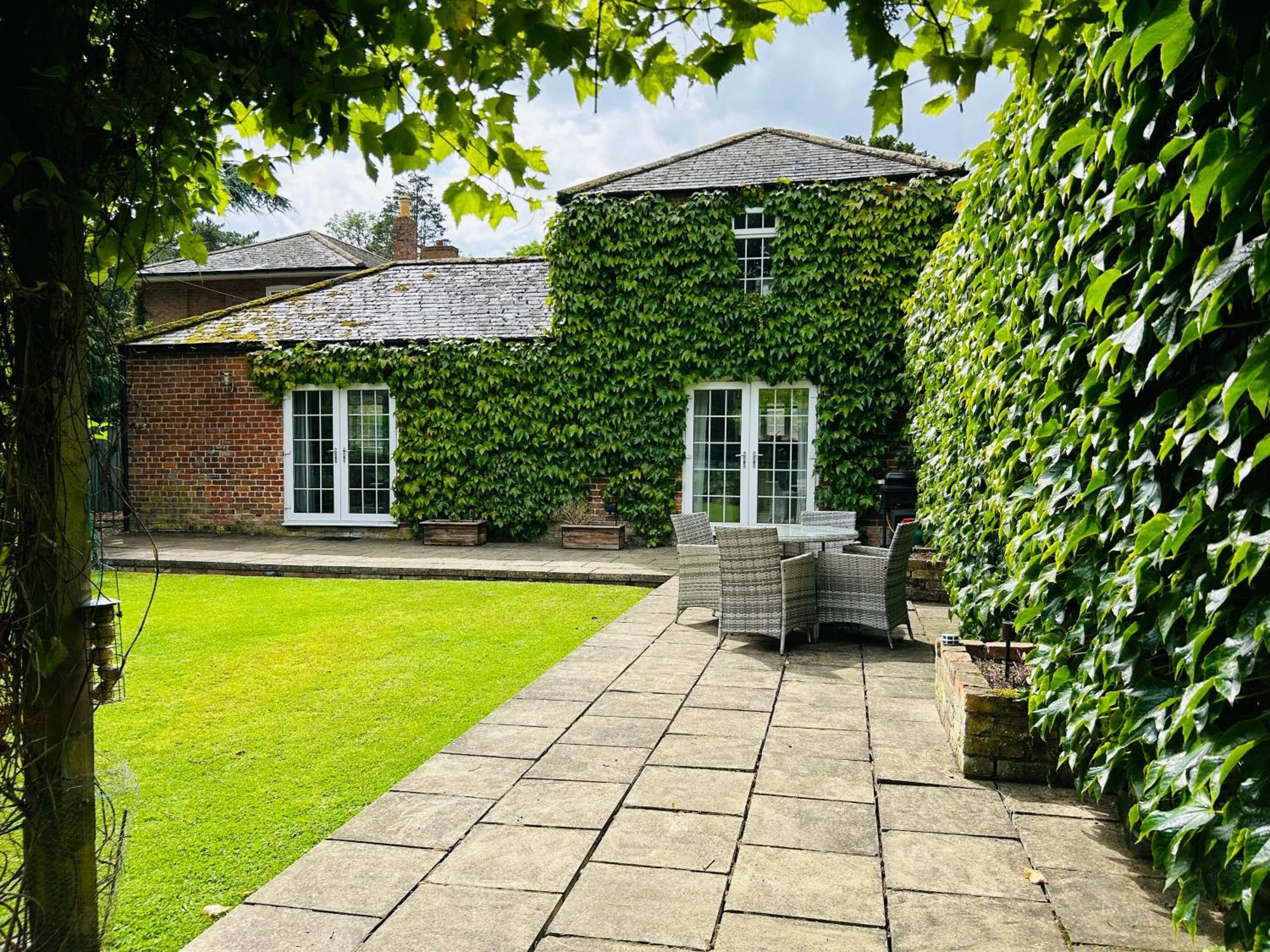 The Old Coach House At Stewton Apartman Louth  Kültér fotó